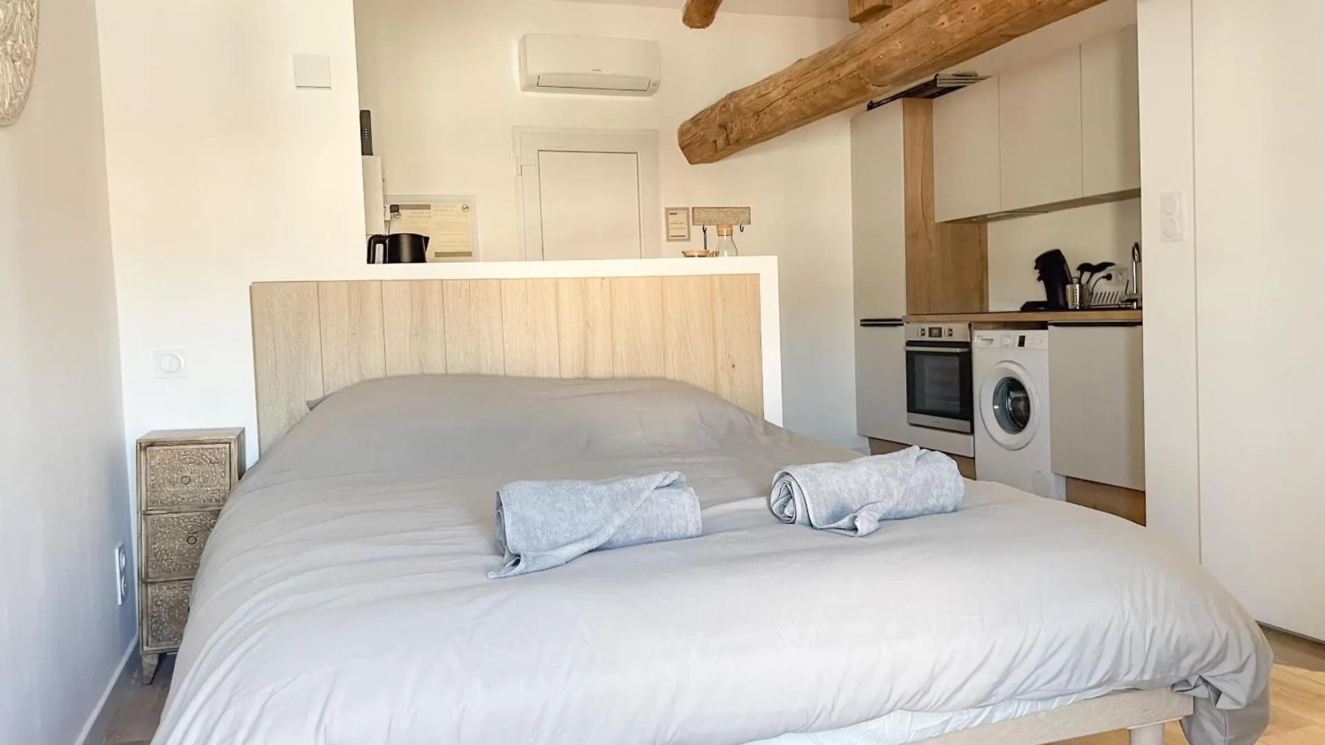 Esprit Bali Apartment Montbrison