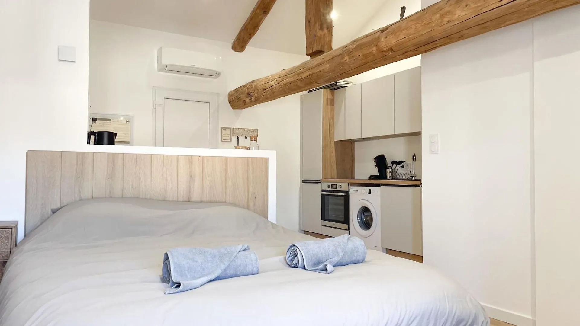 Esprit Bali Apartment Montbrison France
